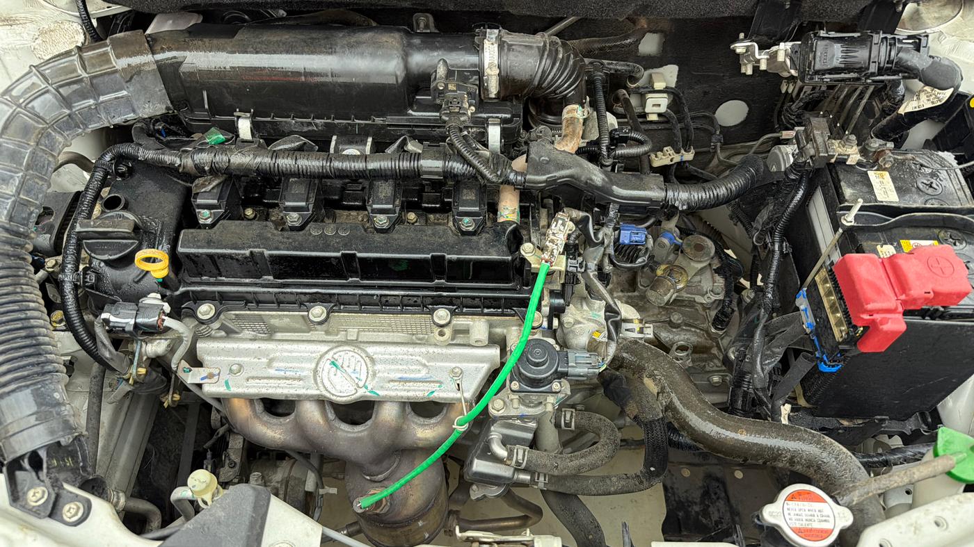 2022 Maruti Swift VXI, Petrol, Manual, 13,069 km, Engine View