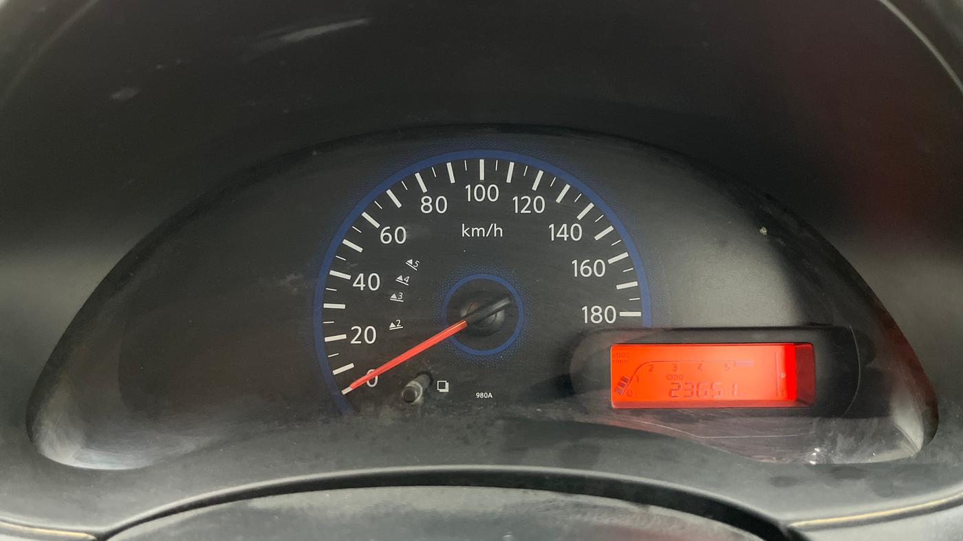 2017 Datsun Go T (O), Petrol, Manual, 23,638 km, Odometer Image