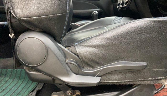 2019 Maruti Swift VDI, Diesel, Manual, 82,060 km, Driver Side Adjustment Panel