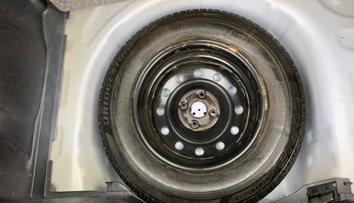 2019 Maruti Swift VDI, Diesel, Manual, 82,060 km, Spare Tyre