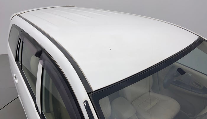 2008 Toyota Innova 2.5 G3 8 STR, Diesel, Manual, 2,70,705 km, Roof/Sunroof View