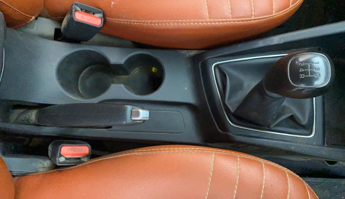 2016 Hyundai Elite i20 SPORTZ 1.2, Petrol, Manual, 67,517 km, Gear Lever