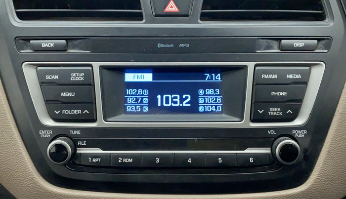 2017 Hyundai Elite i20 MAGNA 1.2, Petrol, Manual, 37,490 km, Infotainment System