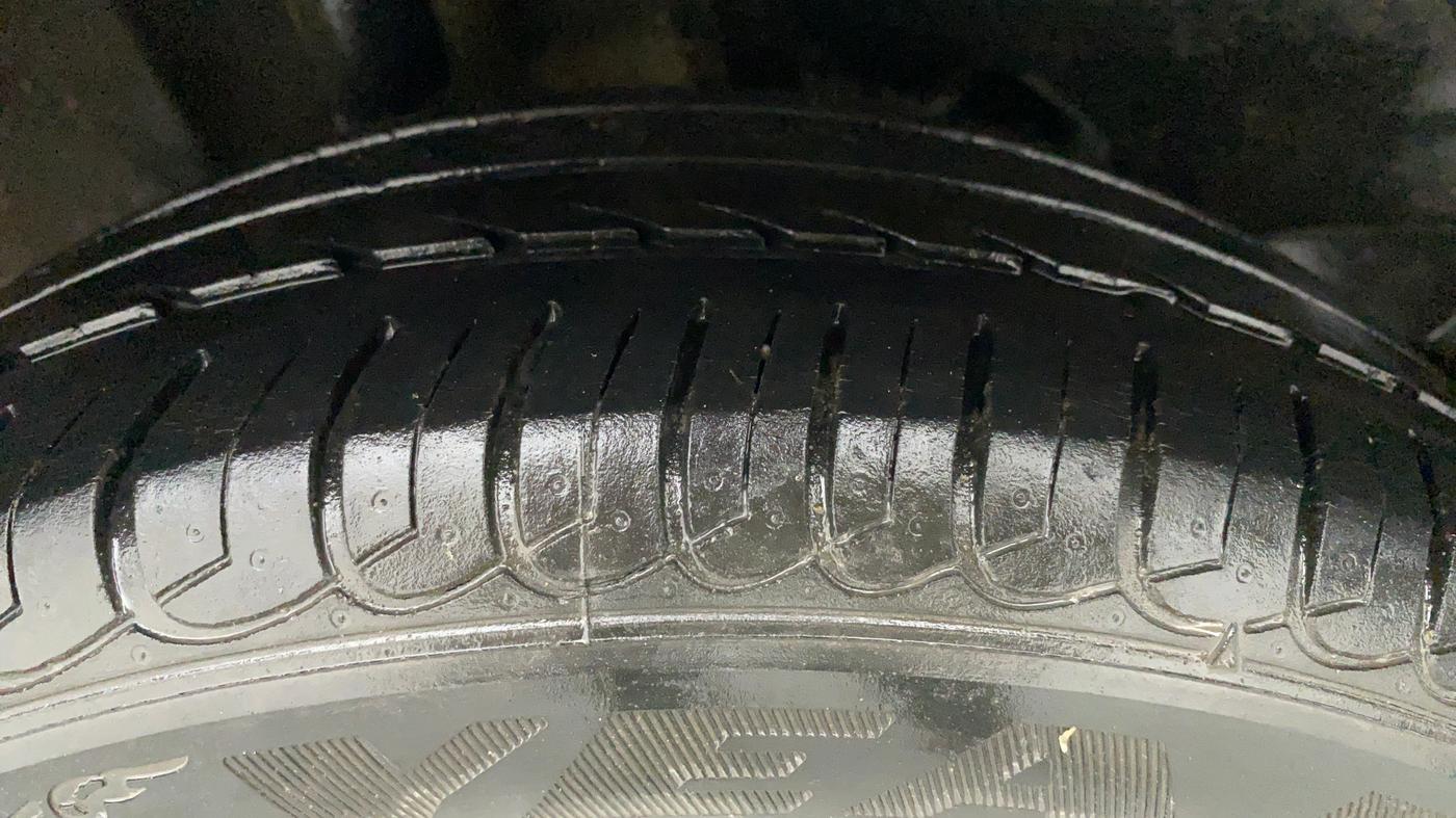 2018 Tata Tiago XZ PETROL, Petrol, Manual, 45,914 km, Right Rear Tyre Tread