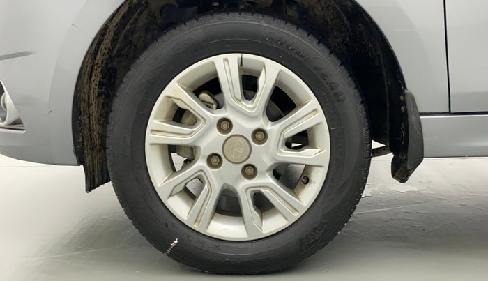2018 Tata Tiago XZ PETROL, Petrol, Manual, 45,914 km, Left Front Wheel