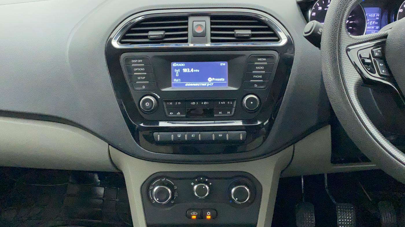 2018 Tata Tiago XZ PETROL, Petrol, Manual, 45,914 km, Air Conditioner