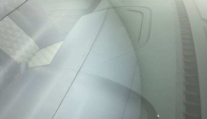 2018 Tata Tiago XZ PETROL, Petrol, Manual, 45,914 km, Front windshield - Minor spot on windshield