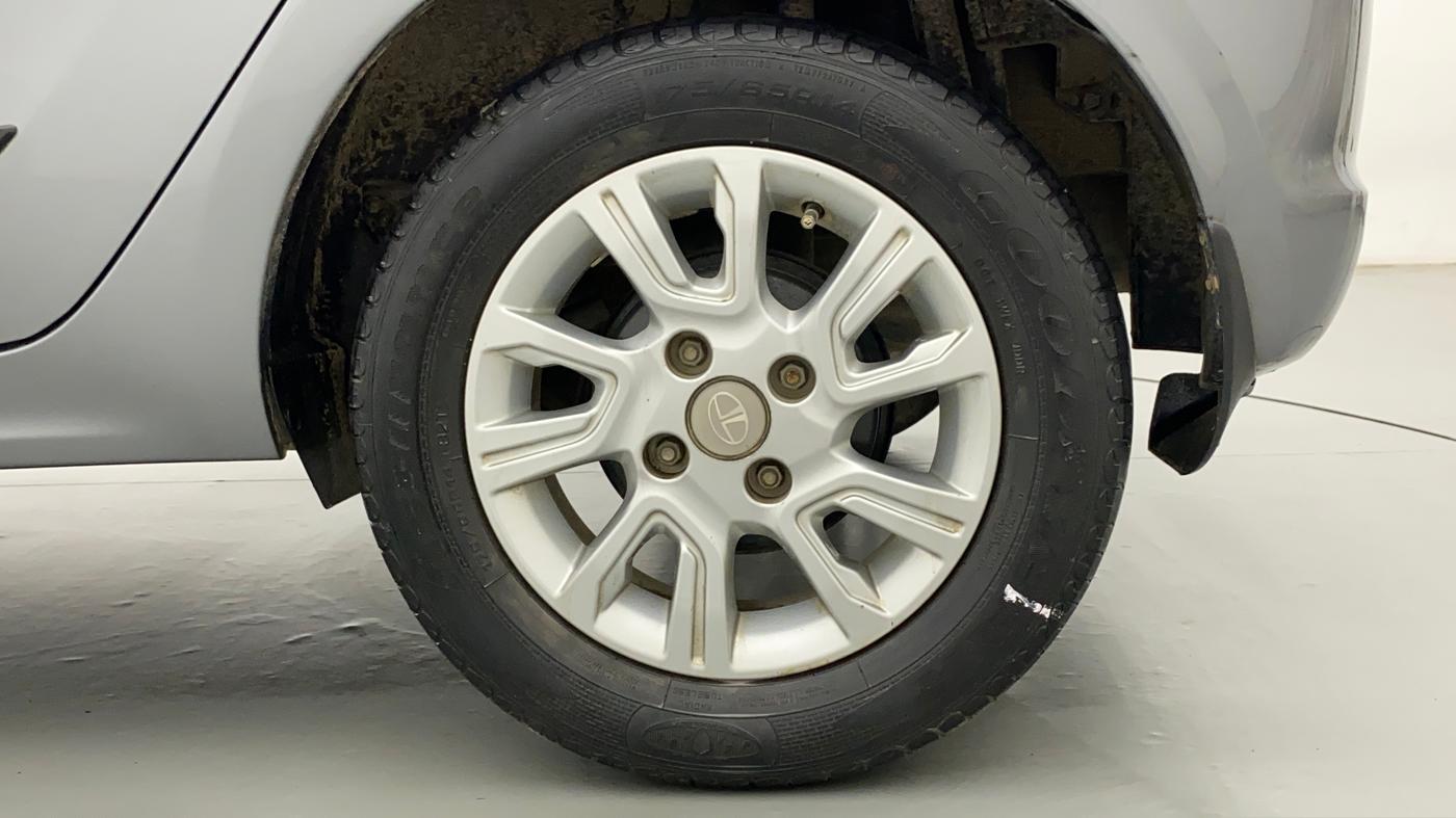 2018 Tata Tiago XZ PETROL, Petrol, Manual, 45,914 km, Left Rear Wheel