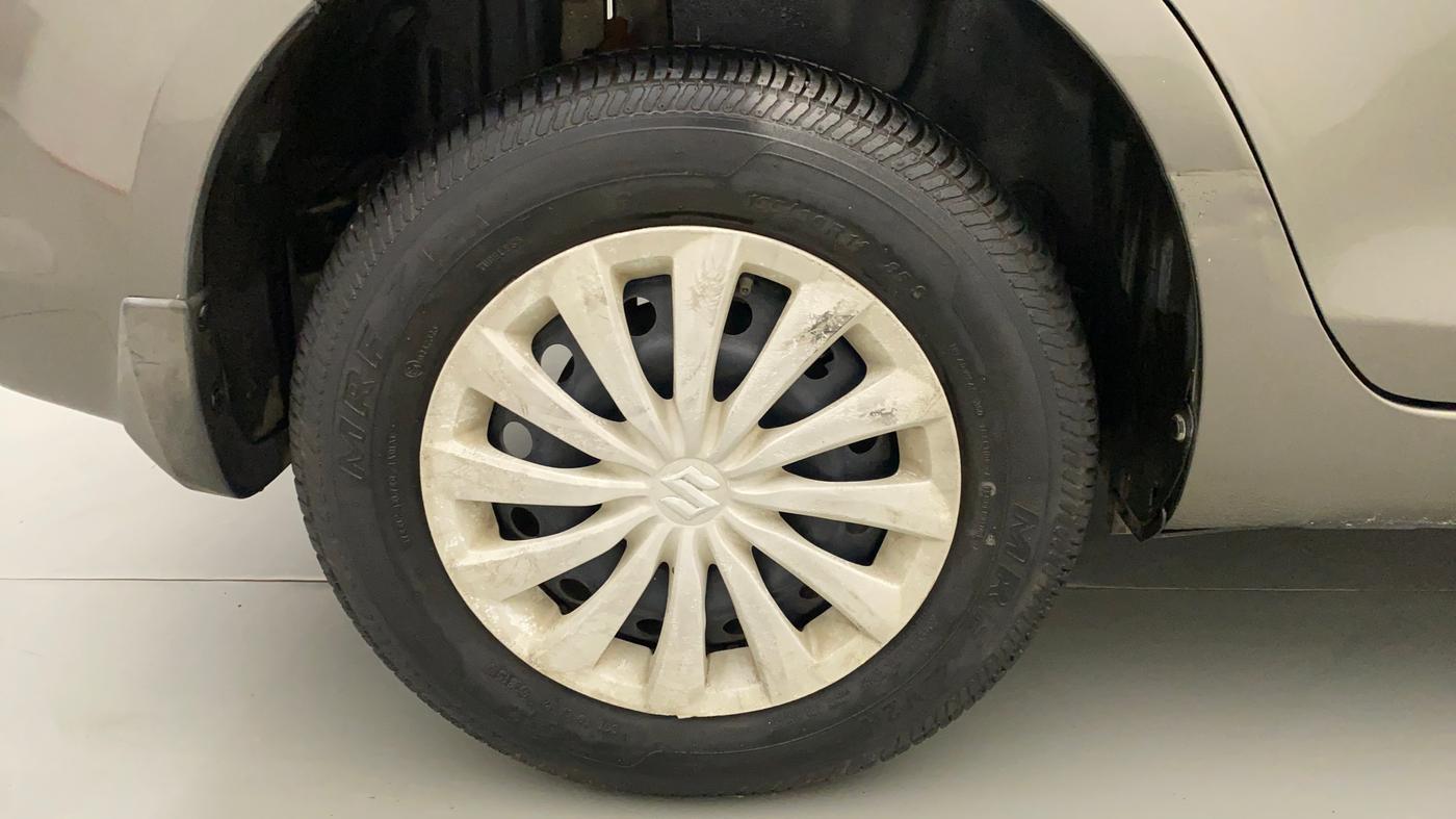 2015 Maruti Swift Dzire VXI, Petrol, Manual, 15,123 km, Right Rear Wheel