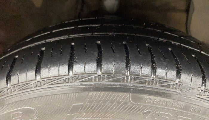 2015 Hyundai Grand i10 ASTA AT 1.2 KAPPA VTVT, Petrol, Automatic, 75,198 km, Right Front Tyre Tread