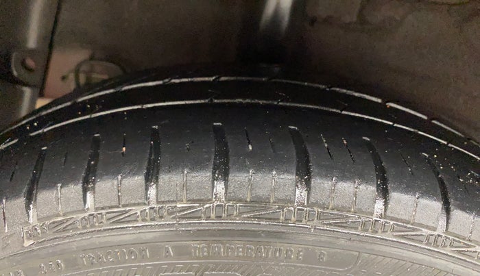 2015 Hyundai Grand i10 ASTA AT 1.2 KAPPA VTVT, Petrol, Automatic, 75,198 km, Right Rear Tyre Tread