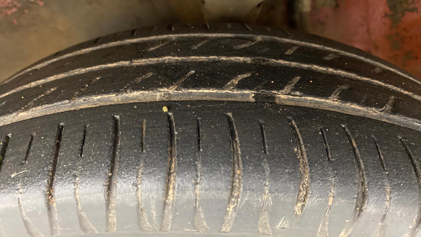 2012 Maruti Alto K10 VXI P, Petrol, Manual, 57,074 km, Left Front Tyre Tread