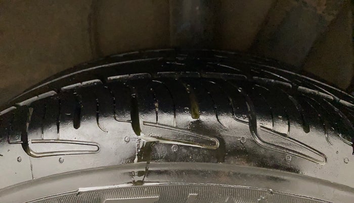 2020 Hyundai AURA S 1.2 CNG, CNG, Manual, 55,278 km, Left Rear Tyre Tread