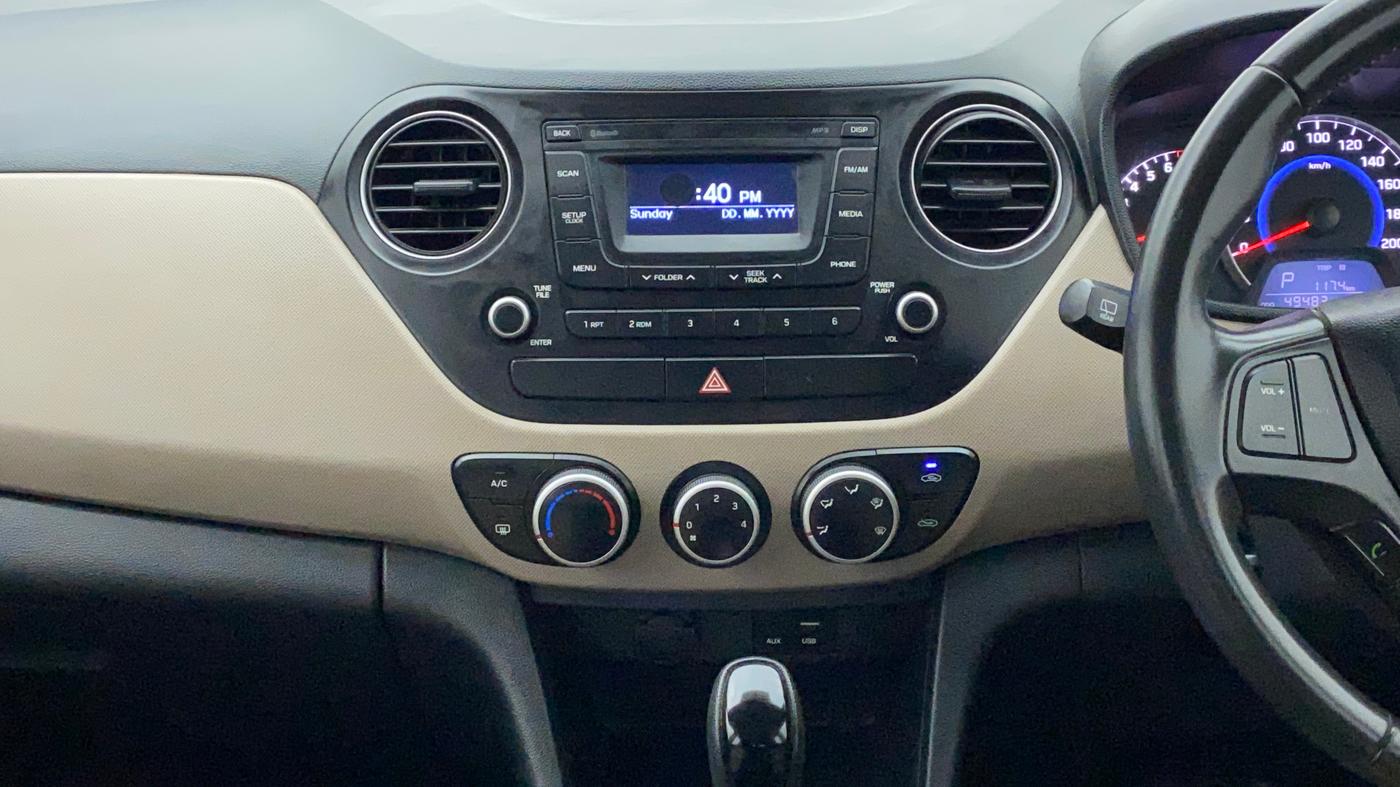 2016 Hyundai Grand i10 ASTA (O) AT 1.2 KAPPA VTVT, Petrol, Automatic, 49,483 km, Air Conditioner