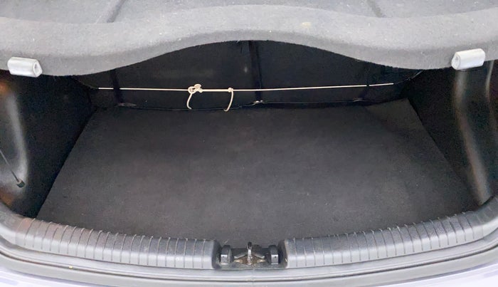 2016 Hyundai Grand i10 ASTA (O) AT 1.2 KAPPA VTVT, Petrol, Automatic, 49,483 km, Boot Inside