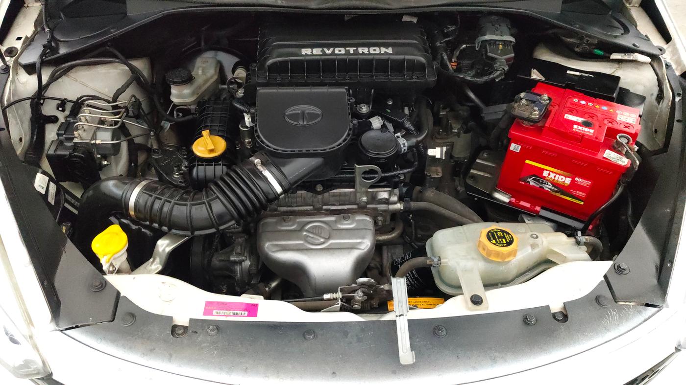 2018 Tata Tiago XZA PETROL, Petrol, Automatic, 34,729 km, Engine View