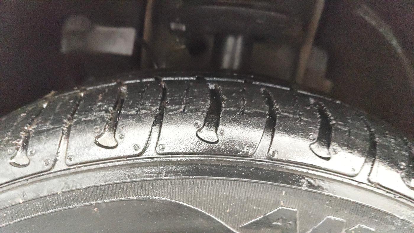 2018 Tata Tiago XZA PETROL, Petrol, Automatic, 34,729 km, Left Front Tyre Tread