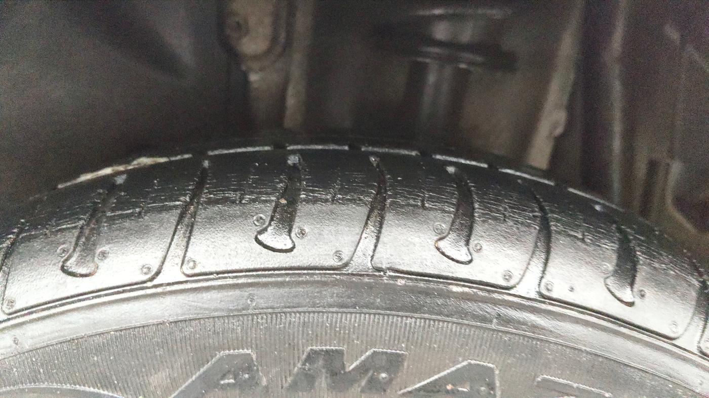 2018 Tata Tiago XZA PETROL, Petrol, Automatic, 34,729 km, Left Rear Tyre Tread