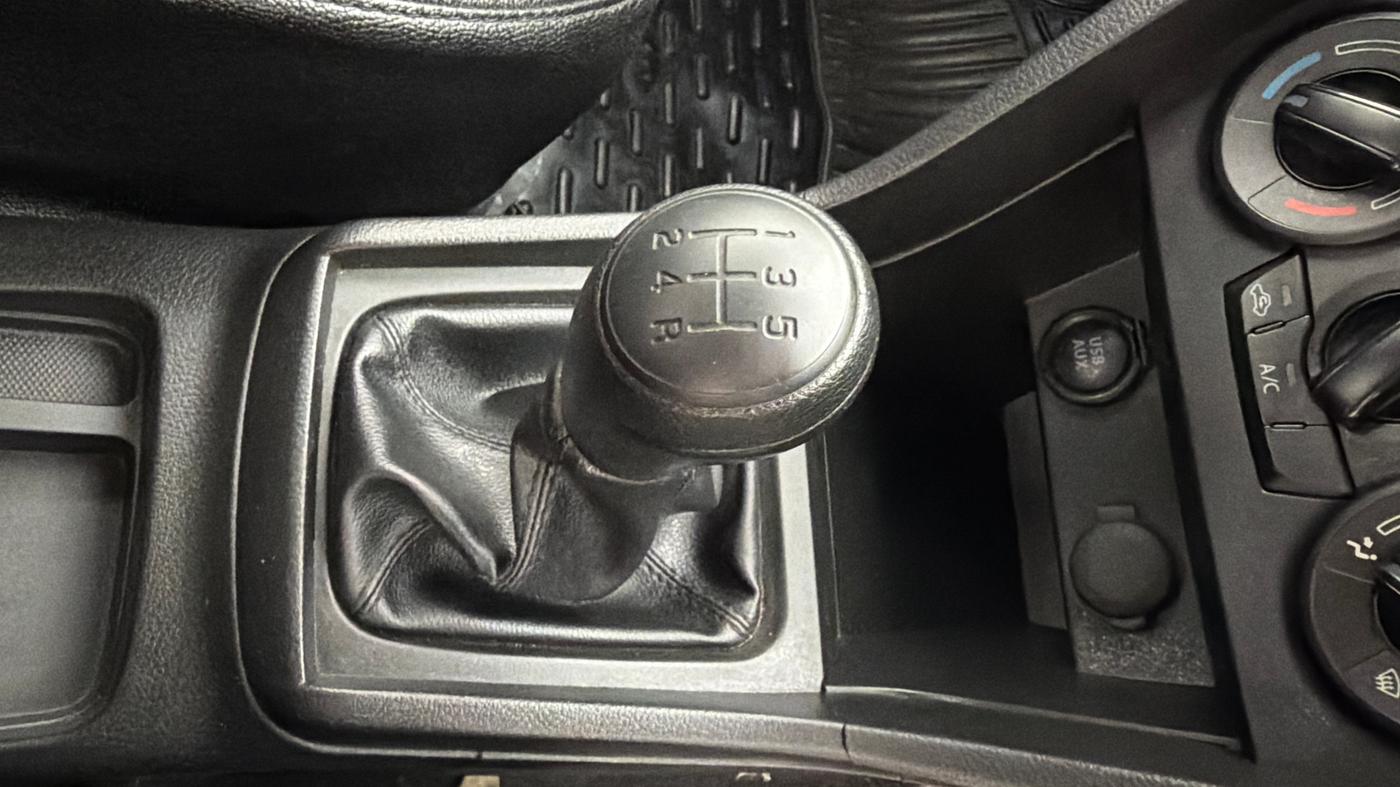 2021 Maruti Vitara Brezza LXI, Petrol, Manual, 15,825 km, Gear Lever