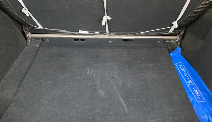 2017 Honda WR-V 1.2L I-VTEC S MT, Petrol, Manual, 1,46,319 km, Boot Inside