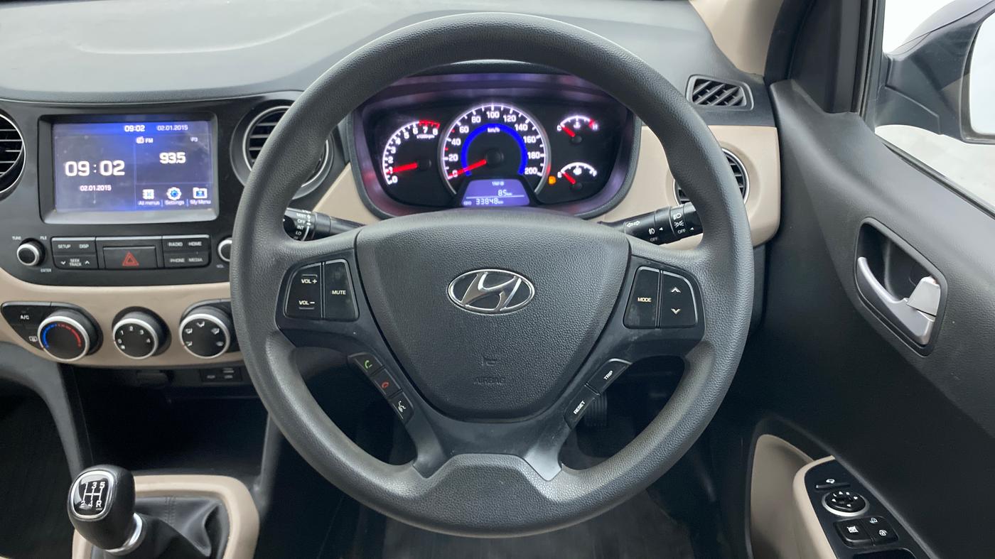 2018 Hyundai Grand i10 SPORTZ O 1.2, Petrol, Manual, 33,848 km, Steering Wheel Close Up
