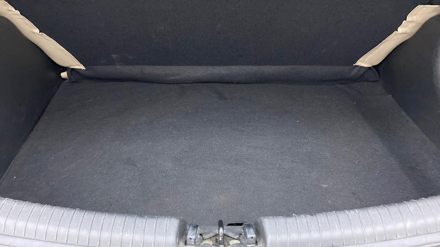 2018 Hyundai Grand i10 SPORTZ O 1.2, Petrol, Manual, 33,848 km, Boot Inside