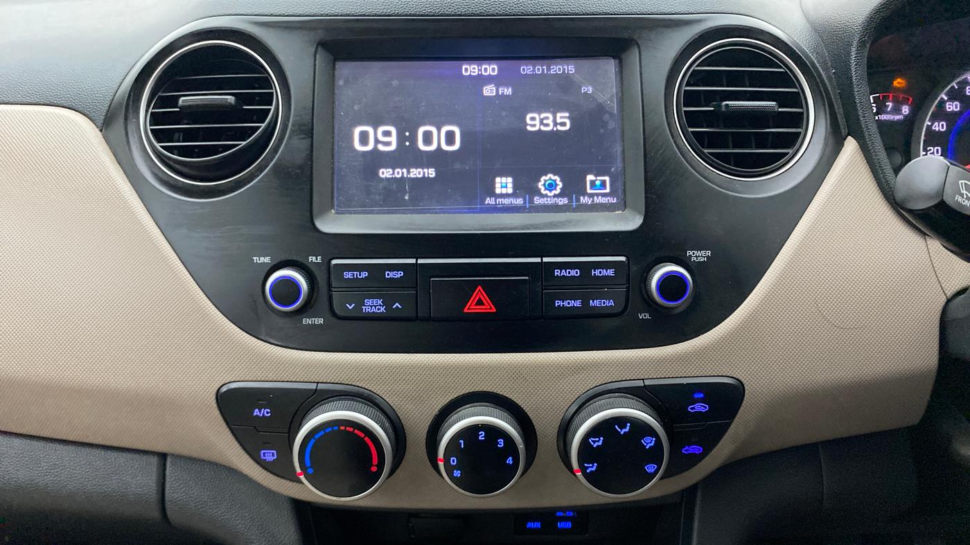 2018 Hyundai Grand i10 SPORTZ O 1.2, Petrol, Manual, 33,848 km, Air Conditioner