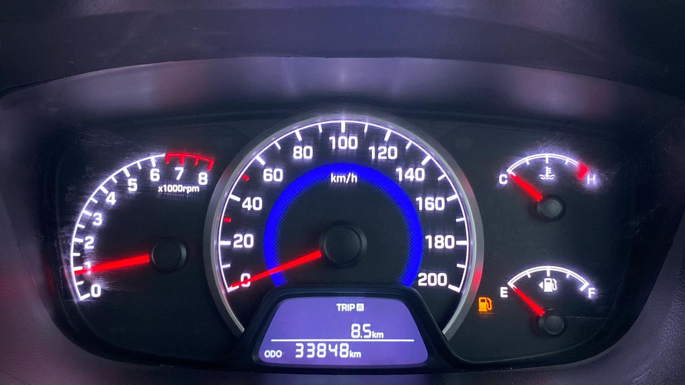 2018 Hyundai Grand i10 SPORTZ O 1.2, Petrol, Manual, 33,848 km, Odometer Image