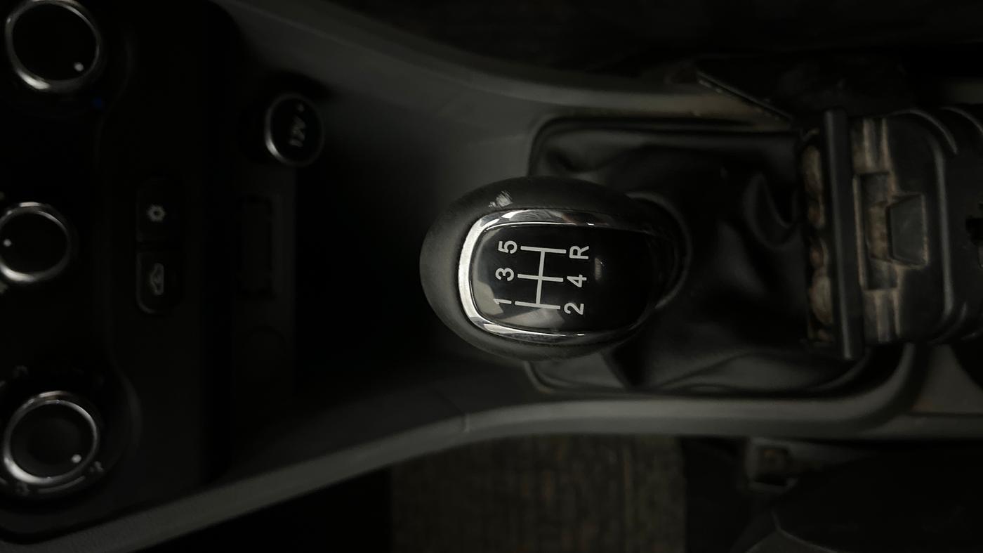2017 Tata TIGOR XE PETROL, Petrol, Manual, 43,406 km, Gear Lever
