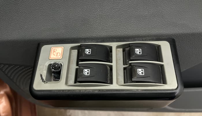 2017 Tata TIGOR XE PETROL, Petrol, Manual, 43,406 km, Driver Side Door Panels Control