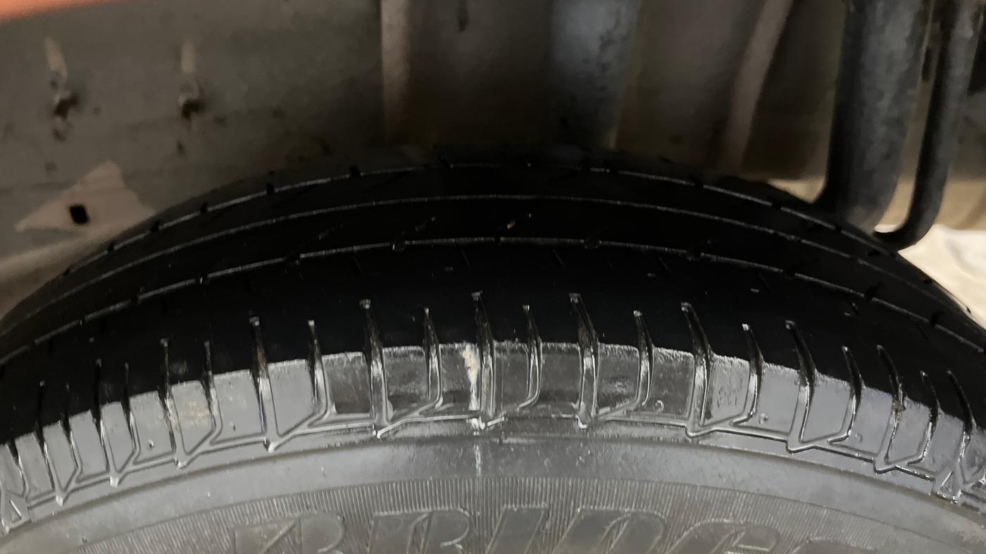 2017 Tata TIGOR XE PETROL, Petrol, Manual, 43,406 km, Left Rear Tyre Tread