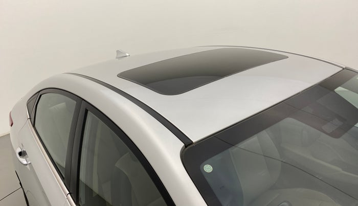 2017 Hyundai Verna 1.6 SX VTVT AT (O), Petrol, Automatic, 46,271 km, Roof