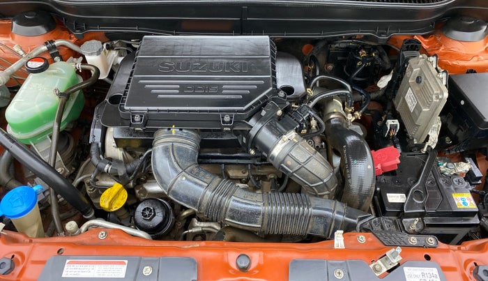 2019 Maruti Vitara Brezza ZDI+ DUAL TONE AMT, Diesel, Automatic, 11,179 km, Open Bonet