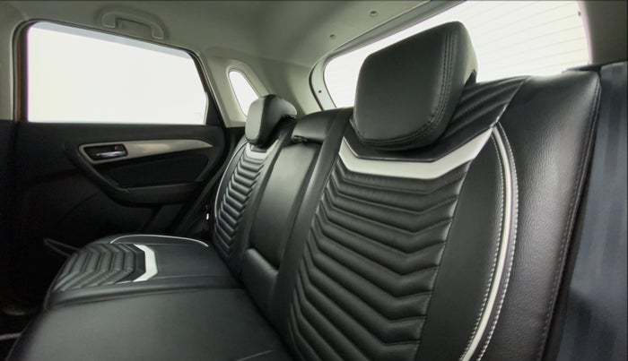 2019 Maruti Vitara Brezza ZDI+ DUAL TONE AMT, Diesel, Automatic, 11,179 km, Right Side Rear Door Cabin