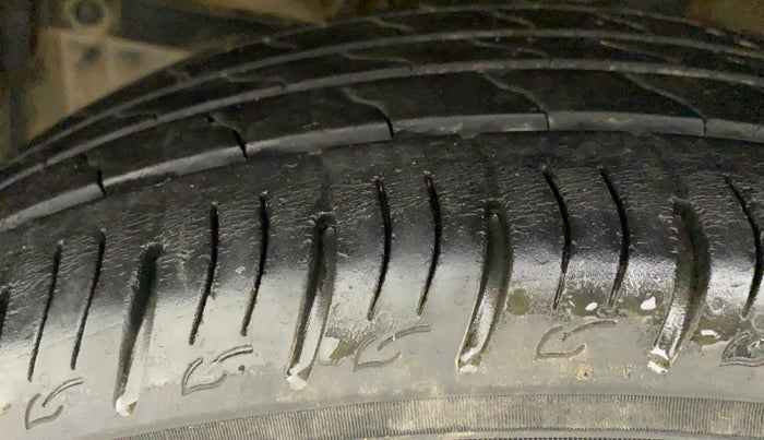 2021 Maruti Vitara Brezza VXI, Petrol, Manual, 38,967 km, Left Front Tyre Tread