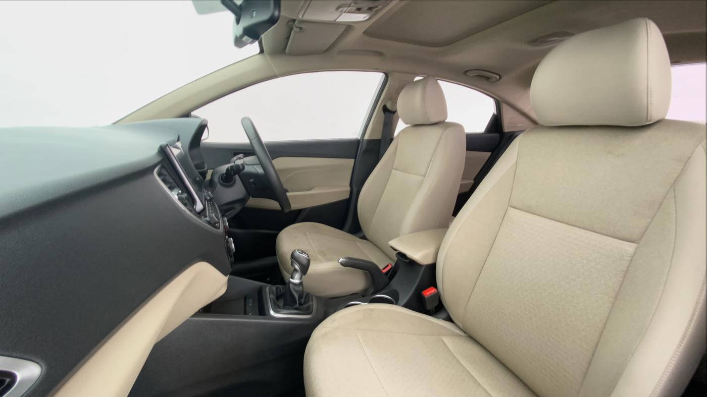 2021 Hyundai Verna SX PETROL MT, Petrol, Manual, 17,110 km, Right Side Front Door Cabin