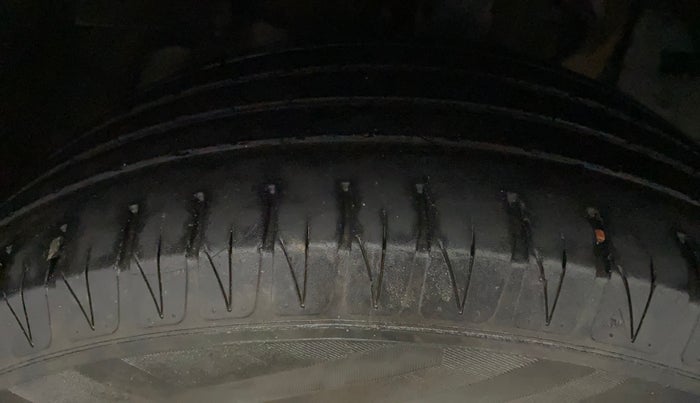 2019 Tata NEXON XZA PLUS PETROL, Petrol, Automatic, 56,555 km, Left Front Tyre Tread