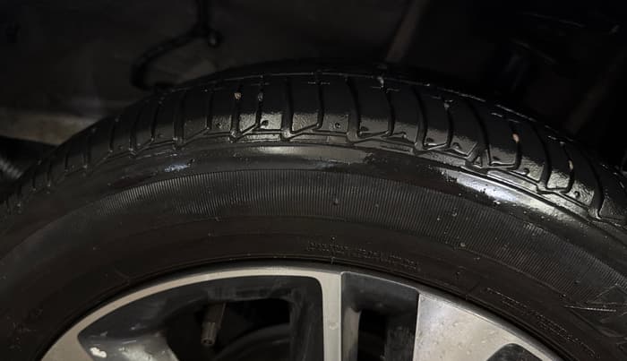 2022 Tata Tiago XZ PLUS PETROL, Petrol, Manual, 24,614 km, Left Rear Tyre Tread