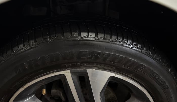 2022 Tata Tiago XZ PLUS PETROL, Petrol, Manual, 24,614 km, Left Front Tyre Tread