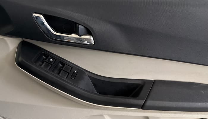 2022 Tata Tiago XZ PLUS PETROL, Petrol, Manual, 24,614 km, Driver Side Door Panels Control
