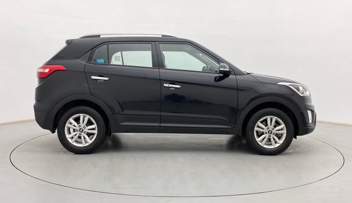 2017 Hyundai Creta SX PLUS 1.6 PETROL, Petrol, Manual, 24,489 km, Right Side View