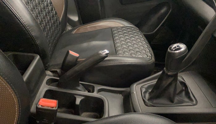 2023 Maruti BREZZA LXI S- CNG, CNG, Manual, 43,046 km, Gear Lever