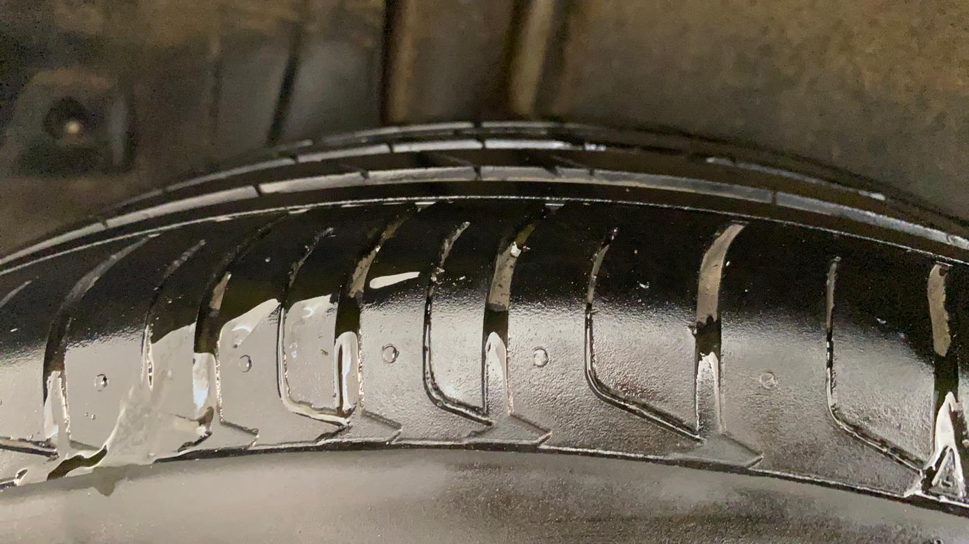 2023 Maruti BREZZA LXI S- CNG, CNG, Manual, 43,046 km, Right Rear Tyre Tread