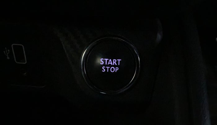 2021 Nissan Kicks XV PREMIUM TURBO 1.3, Petrol, Manual, 57,436 km, Keyless Start/ Stop Button