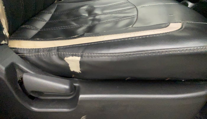 2015 Maruti Wagon R 1.0 VXI, Petrol, Manual, 87,663 km, Driver Side Adjustment Panel