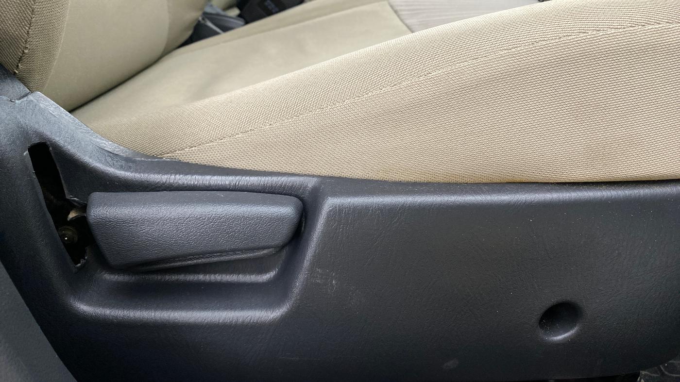 2018 Maruti Alto K10 VXI (O) AMT, Petrol, Automatic, 63,585 km, Driver Side Adjustment Panel