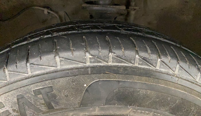 2022 Maruti Alto LXI O, Petrol, Manual, 59,921 km, Left Front Tyre Tread