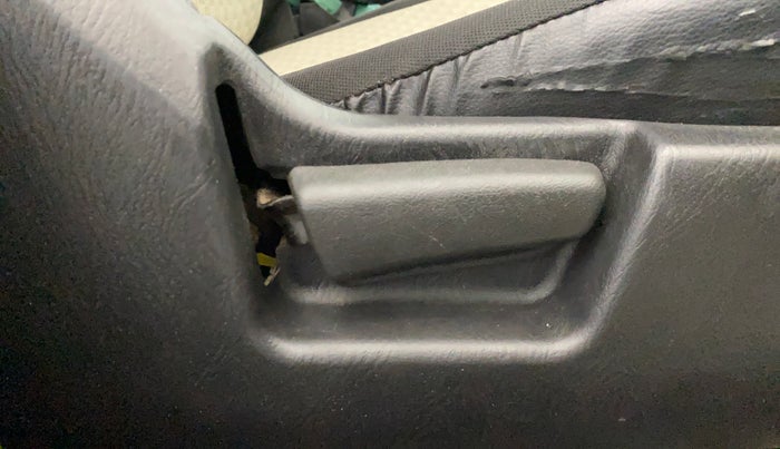 2022 Maruti Alto LXI O, Petrol, Manual, 59,921 km, Driver Side Adjustment Panel