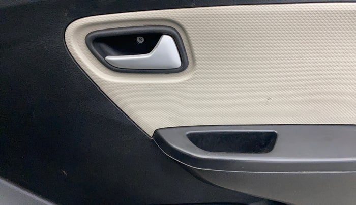 2022 Maruti Alto LXI O, Petrol, Manual, 59,921 km, Driver Side Door Panels Control