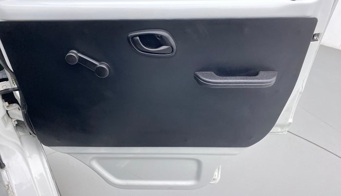 2021 Maruti Eeco 5 STR WITH A/C+HTR, Petrol, Manual, 4,098 km, Driver Side Door Panels Control